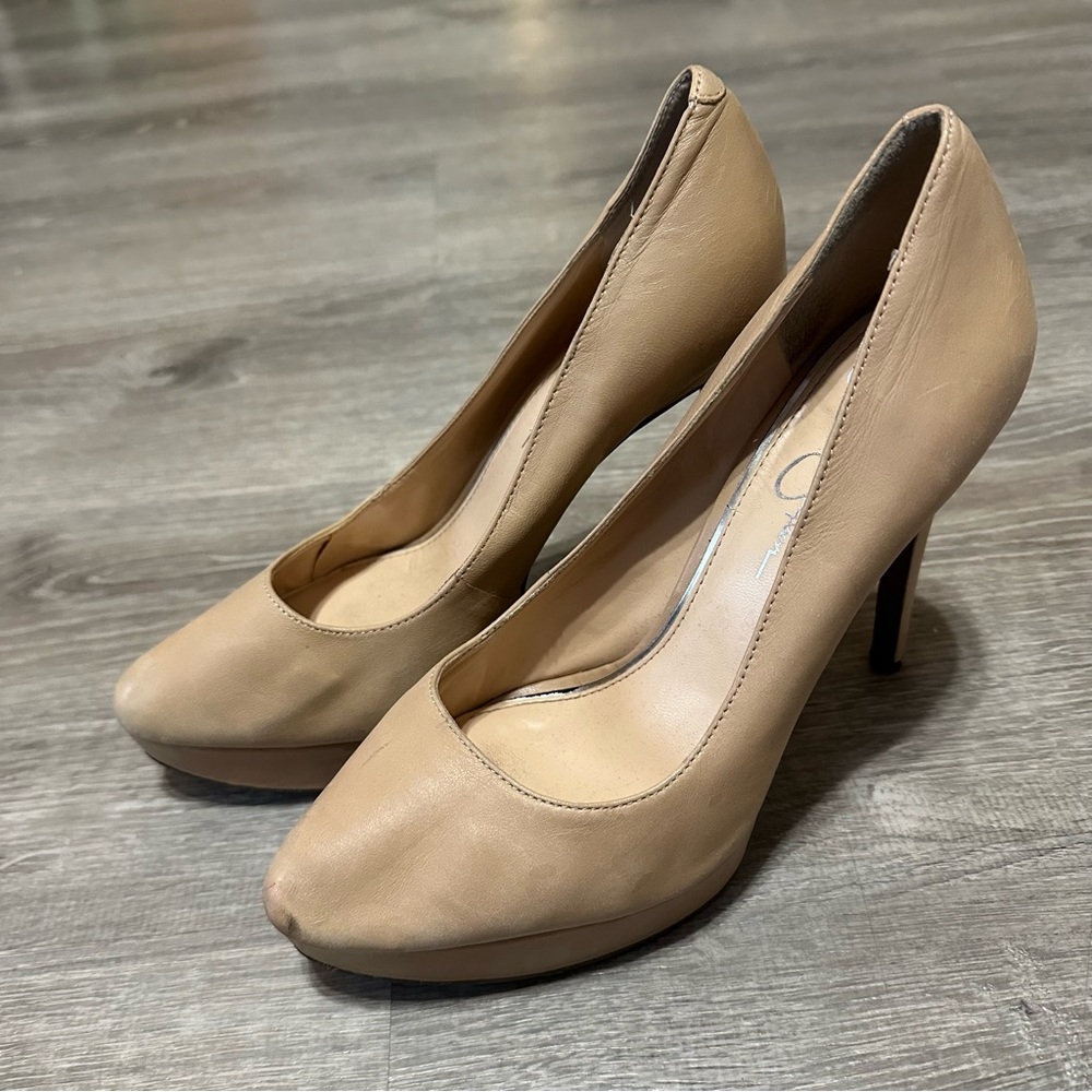 Jessica Simpson Classic Tan Heels